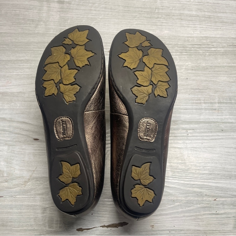 Born Metallic Leather Slip On Ballet Flats Comfort Shoes Women’s Size 9 - Picture 6 of 13
